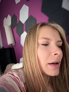 AnastasiaAniess online show from 10-30-25, 09:00