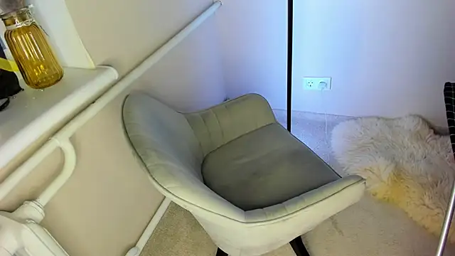 Snapshot of Leila_Libertas chatting on 12-08-24, 11:46 Leila Libertas online show from 12-08-24, 11:46