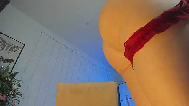 LilianKroft online show from 01-03-25, 02:30