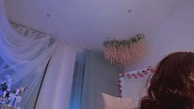 LilianKroft online show from 02-27-25, 12:02