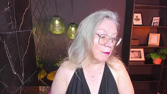 Snapshot of NataliMellow chatting on 06-07-26, 01:04 NataliMellow online show from 06-07-26, 01:04