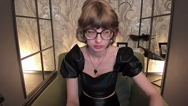 Snapshot of RubySoft chatting on 02-09-26, 08:35 RubySoft online show from 02-09-26, 08:35