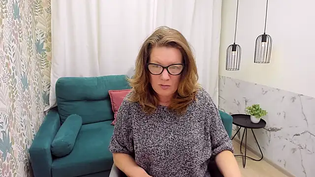 LeaPure online show from 02-23-26, 05:05