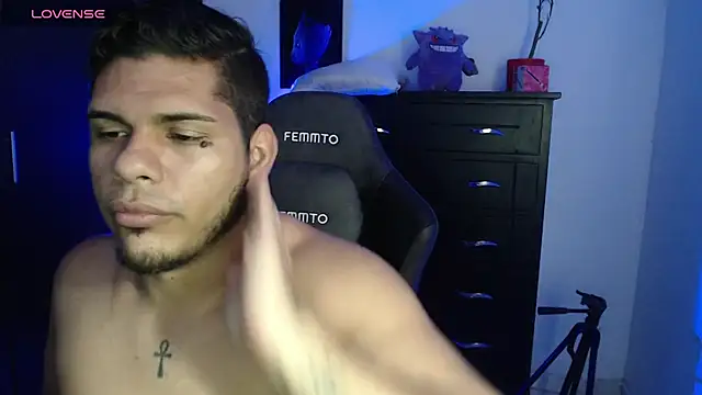 starguy 28 online show from 12-19-24, 06:34