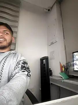 starguy 28 online show from 10-11-25, 09:19