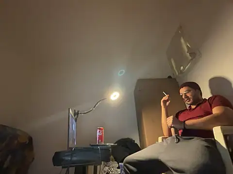 Snapshot of Enderson007 chatting on 02-04-26, 12:22 Enderson007 online show from 02-04-26, 12:22