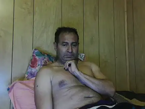 Snapshot of dantehot2020 chatting on 12-27-24, 01:32 dantehot2020 online show from 12-27-24, 01:32