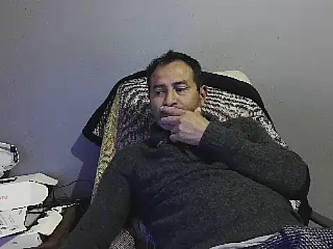 Snapshot of dantehot2020 chatting on 01-09-25, 03:36 dantehot2020 online show from 01-09-25, 03:36