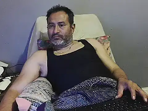 Snapshot of dantehot2020 chatting on 01-11-25, 03:23 dantehot2020 online show from 01-11-25, 03:23