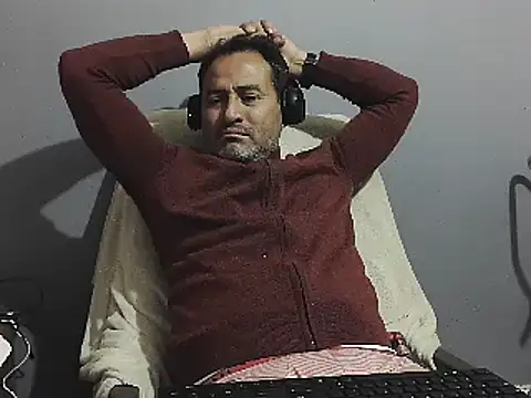 Snapshot of dantehot2020 chatting on 01-19-25, 07:36 dantehot2020 online show from 01-19-25, 07:36