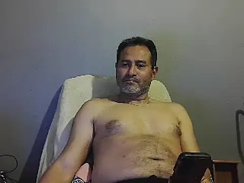 Snapshot of dantehot2020 chatting on 01-20-25, 01:28 dantehot2020 online show from 01-20-25, 01:28