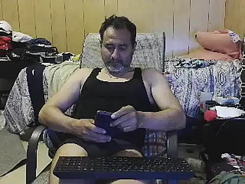 Snapshot of dantehot2020 chatting on 01-27-25, 10:38 dantehot2020 online show from 01-27-25, 10:38