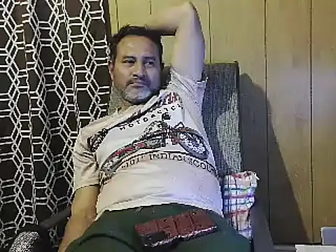 Snapshot of dantehot2020 chatting on 01-29-25, 03:44 dantehot2020 online show from 01-29-25, 03:44