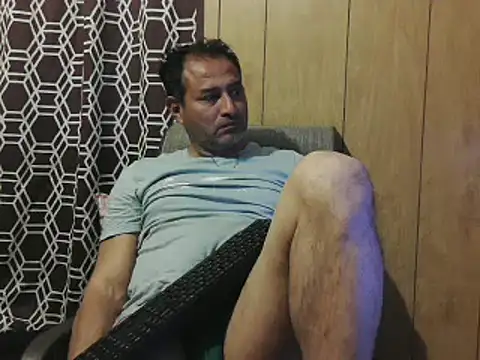 Snapshot of dantehot2020 chatting on 01-30-25, 11:13 dantehot2020 online show from 01-30-25, 11:13