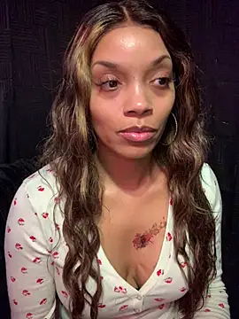 Rakiyahcharms online show from 01-18-26, 03:10