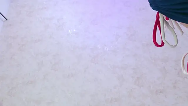 Snapshot of cristinapuerta_ chatting on 07-12-26, 11:45 cristinapuerta online show from 07-12-26, 11:45