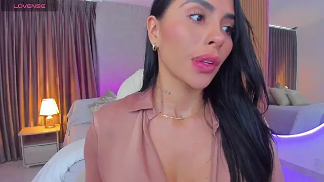 Sarah Stone  online show from 10-02-25, 07:54