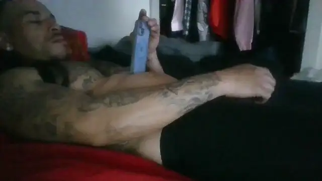 Snapshot of BigWayneBabyXXX chatting on 05-09-26, 05:51 BigWayneBabyXXX online show from 05-09-26, 05:51