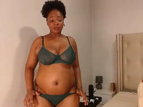 Iminathi20 online show from 12-30-24, 08:36