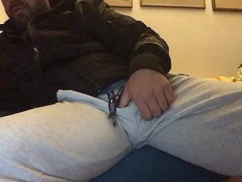 fuckerplayer1 online show from 03-31-26, 09:48