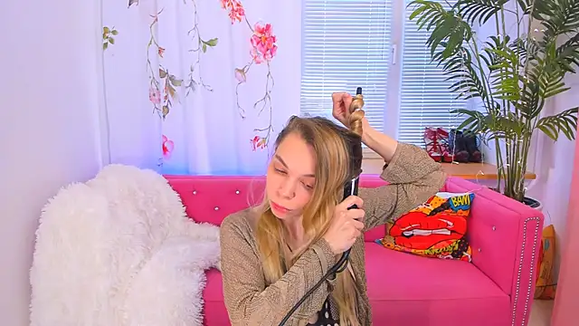 Snapshot of The_Deep_Passion chatting on 02-20-25, 08:17 The Deep Passion online show from 02-20-25, 08:17