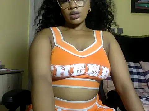 Snapshot of BOOTYBANGER24xx chatting on 05-30-26, 10:56 BOOTYBANGER24xx online show from 05-30-26, 10:56