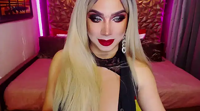 Snapshot of HugeCockDominantXxX chatting on 01-17-25, 05:51 HugeCockDominantXxX online show from 01-17-25, 05:51