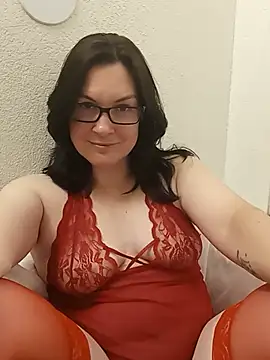 Snapshot of DesreRose chatting on 07-02-26, 12:43 DesreRose online show from 07-02-26, 12:43