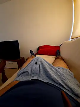 Snapshot of mogli444 chatting on 01-17-26, 08:30 mogli444 online show from 01-17-26, 08:30