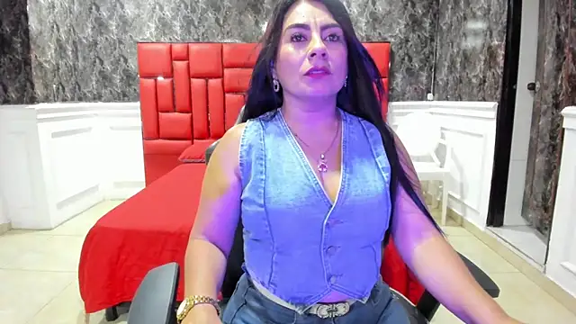 Imyourdirtymilf online show from 10-23-25, 07:23