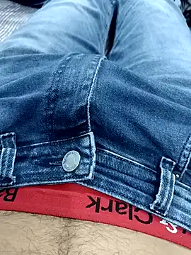 Babyucum4me online show from 12-21-24, 01:21