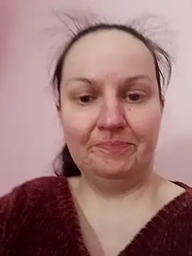 BustyLadyAlma online show from 04-11-26, 07:45