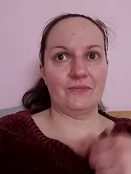 Snapshot of BustyLadyAlma chatting on 05-10-26, 06:40 BustyLadyAlma online show from 05-10-26, 06:40