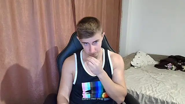 Todhorny9873 online show from 01-13-25, 07:54