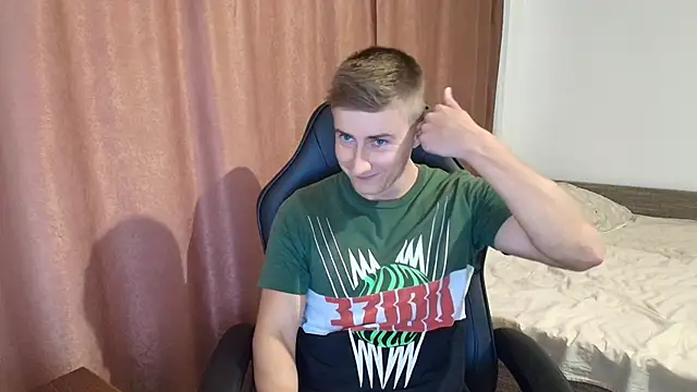 Todhorny9873 online show from 03-05-25, 10:00