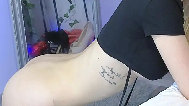 JuliaJuliette online show from 02-26-25, 11:59