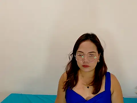 BURBERRY69 online show from 03-31-26, 06:47