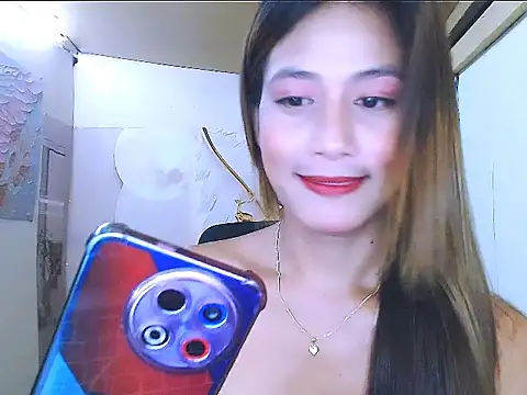 Snapshot of nica20 chatting on 06-16-26, 12:41 nica20 online show from 06-16-26, 12:41