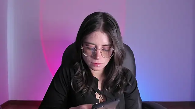 HazelKush online show from 09-23-25, 07:06