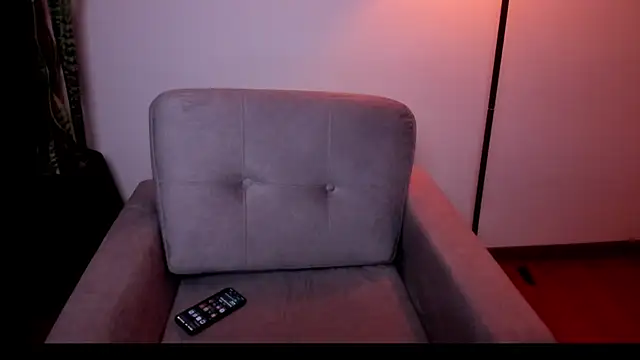 HazelKush online show from 07-23-26, 10:08