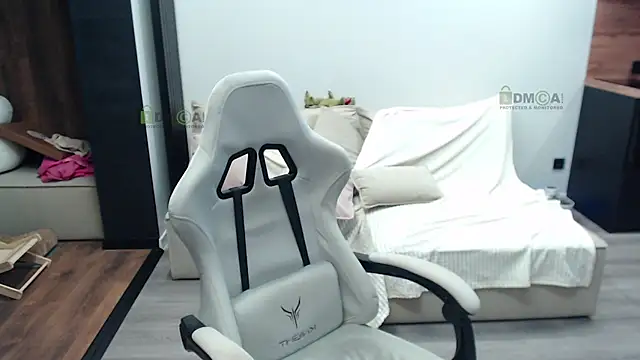 Sunny-Girl1 online show from 10-14-25, 05:58