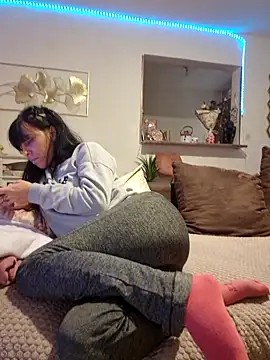 misscectito13 online show from 03-21-25, 01:45