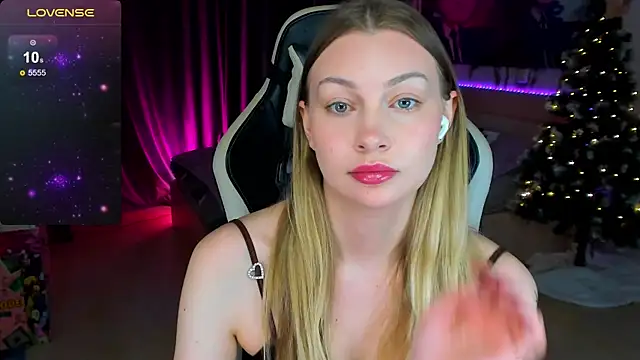 BiMolly online show from 12-21-25, 08:49