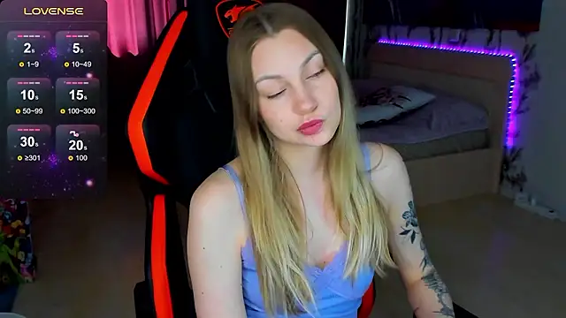 BiMolly online show from 03-23-26, 10:19