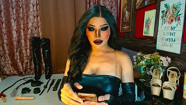trixxielicious online show from 07-18-26, 06:23