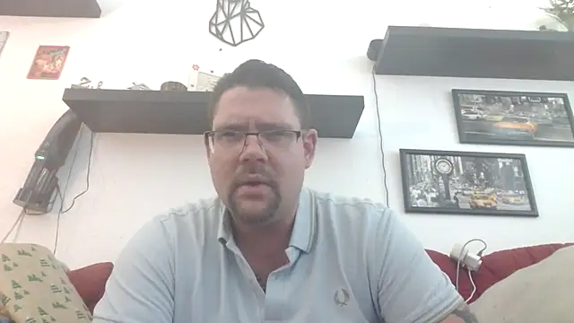 Snapshot of sexykevin17cm chatting on 02-18-26, 02:35 sexykevin17cm online show from 02-18-26, 02:35