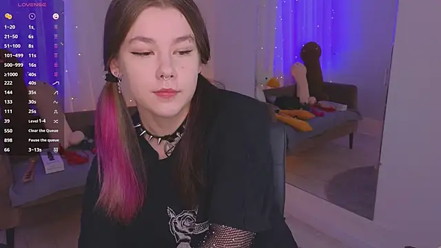 Mira Falls online show from 03-28-26, 05:51