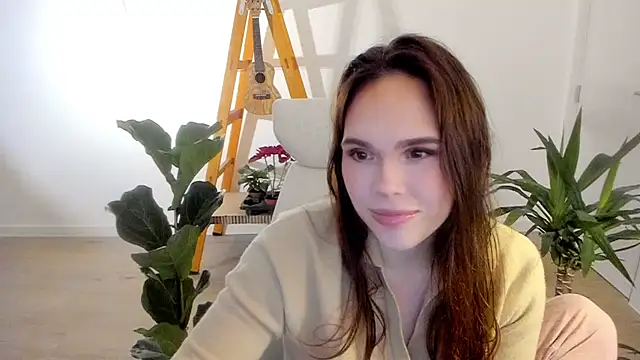 Snapshot of Pokemeboy chatting on 01-09-25, 04:06 Pokemeboy online show from 01-09-25, 04:06