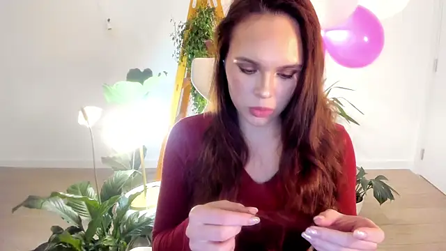 Snapshot of Pokemeboy chatting on 02-10-25, 09:47 Pokemeboy online show from 02-10-25, 09:47