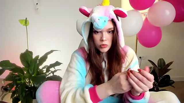 Snapshot of Pokemeboy chatting on 03-06-25, 06:05 Pokemeboy online show from 03-06-25, 06:05